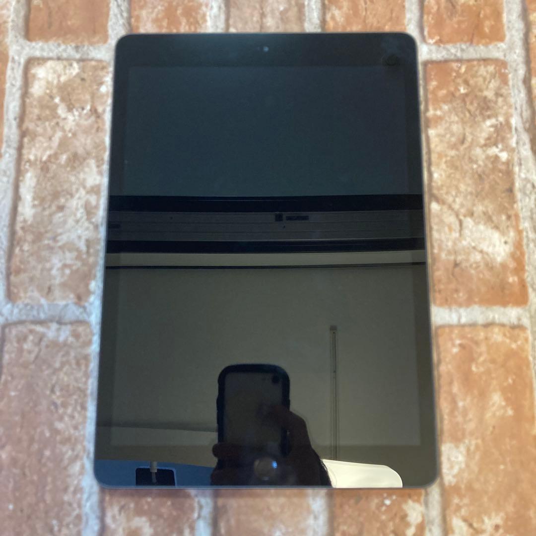 iPad A2197 第7世代 32GB wi-fi 動作確認済MW742J/A