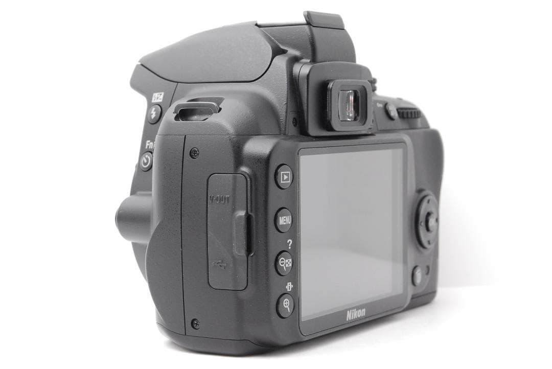 【使用感少美品】ダブルレンズ　Nikon D3000　スマホ転送　小型軽量ボディ