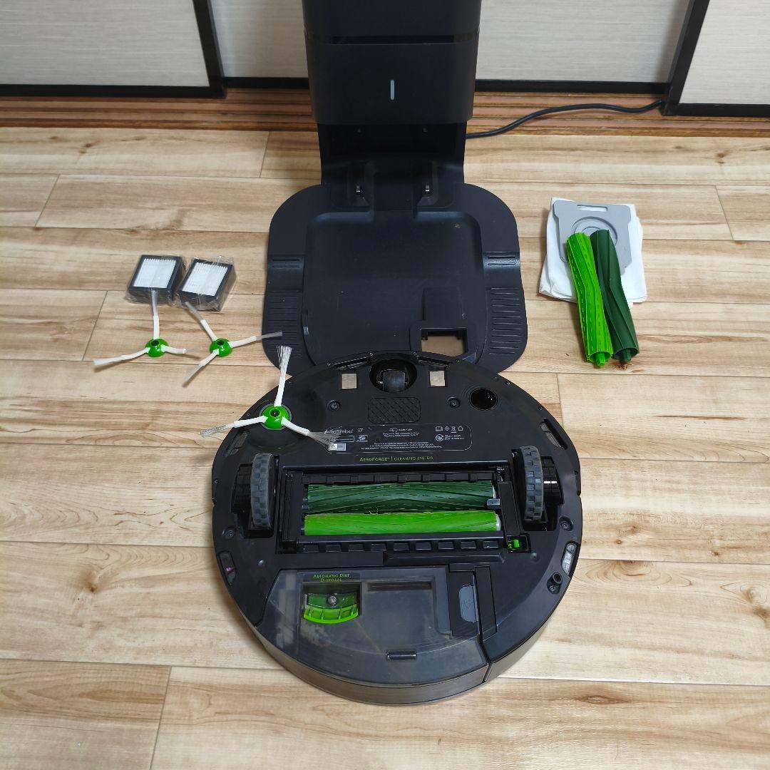 ♥️ 動作品 iRobot i7+ ロボット掃除機本体 自動ゴミ収集機能付き
