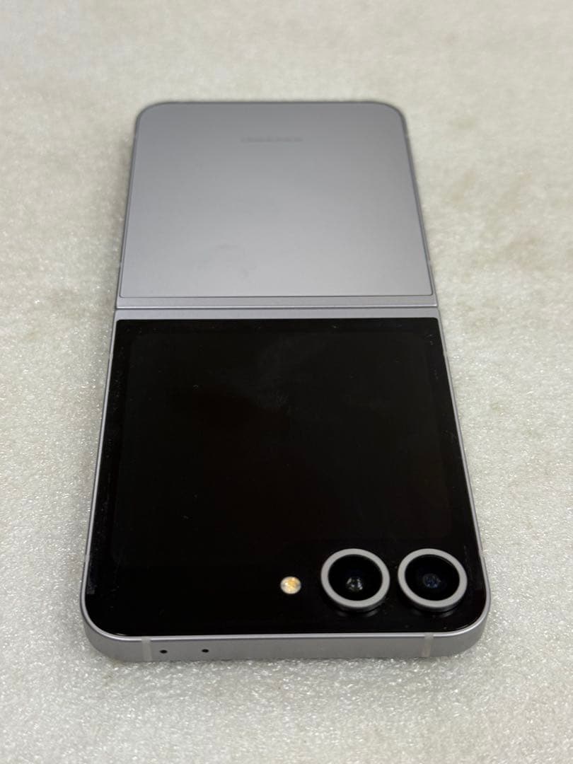 SIMフリー Samsung Galaxy Z Flip6 シルバー 512GB