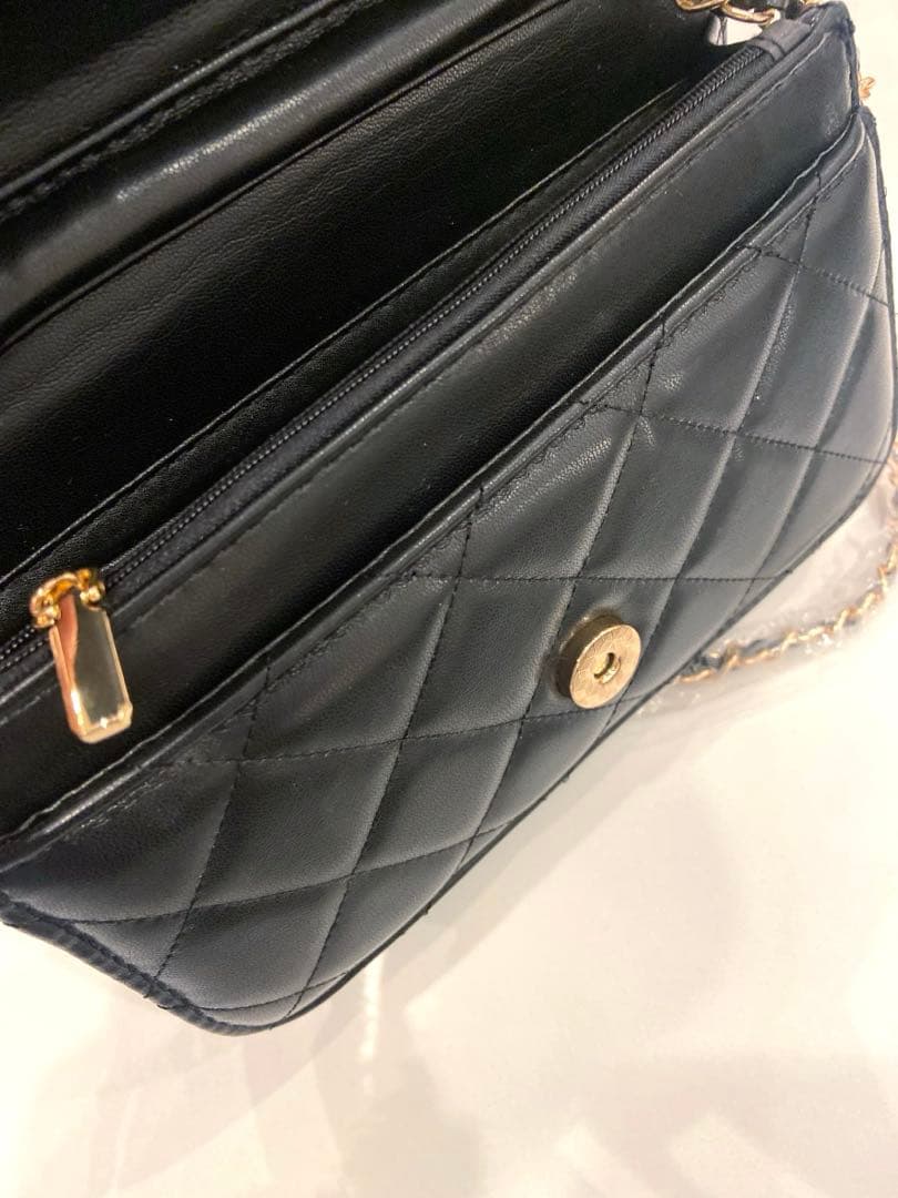 シャネル　マトラッセ　ウォレットチェーンバック　ノベルティ