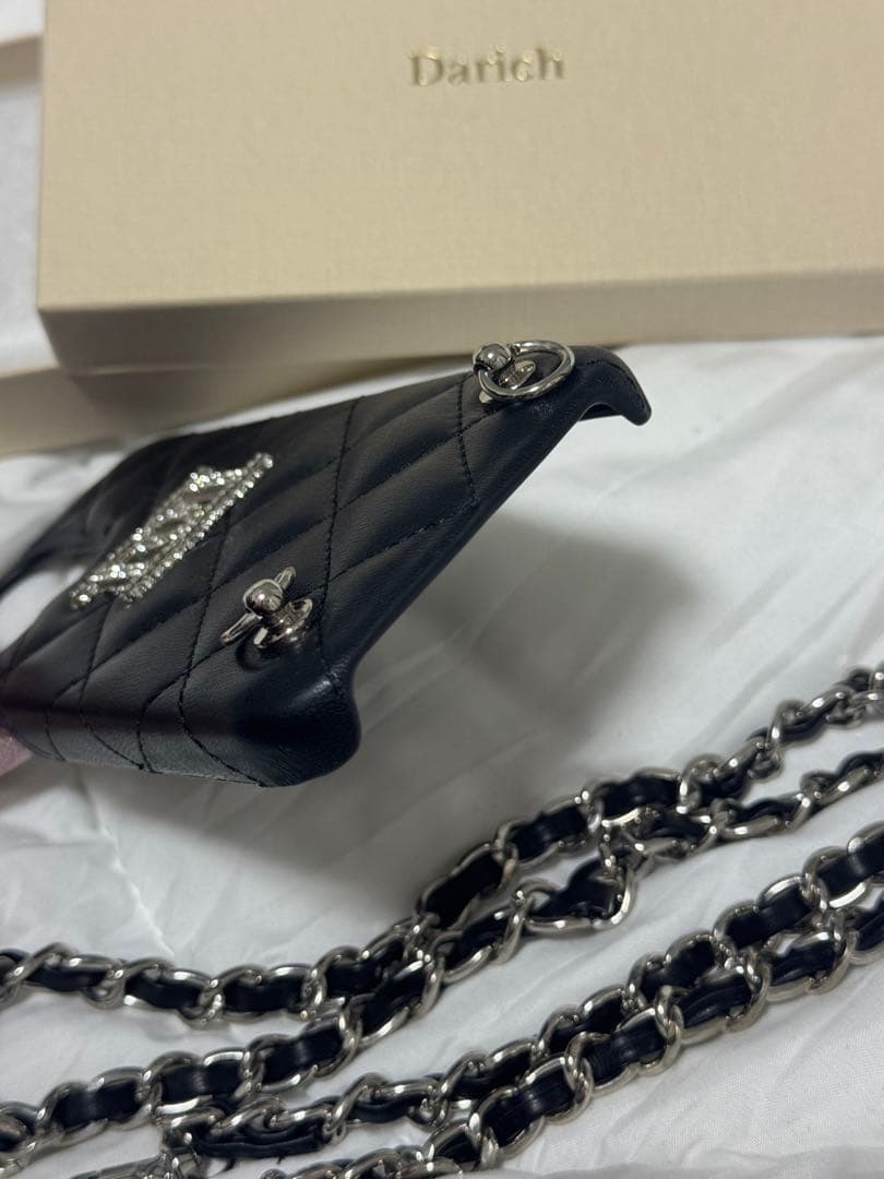 Darich ストーンロゴキルティングiPhone15ProMaxケース