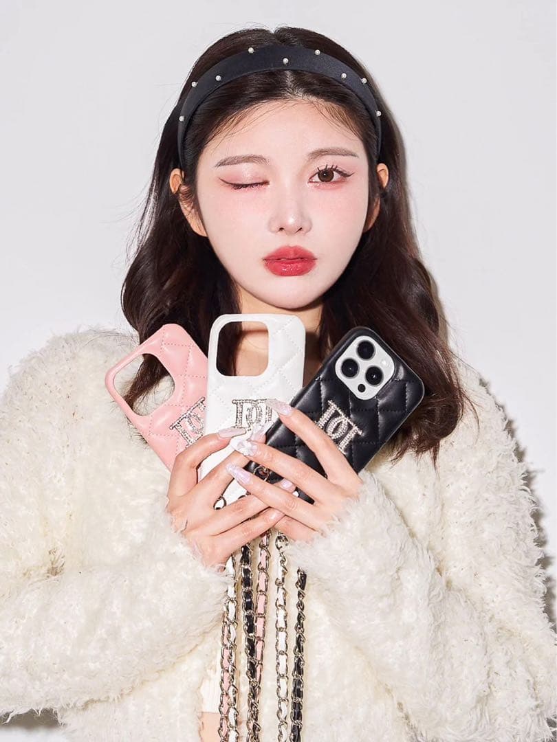 Darich ストーンロゴキルティングiPhone15ProMaxケース