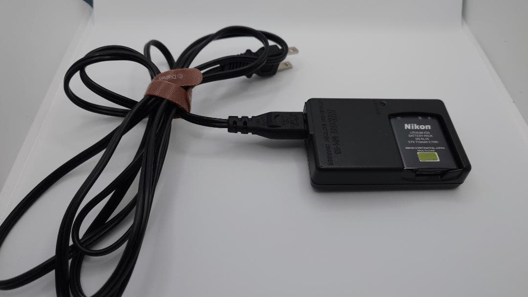 Nikon COOLPIX S210 シルバー コンパクトデジタルカメラ 中古品