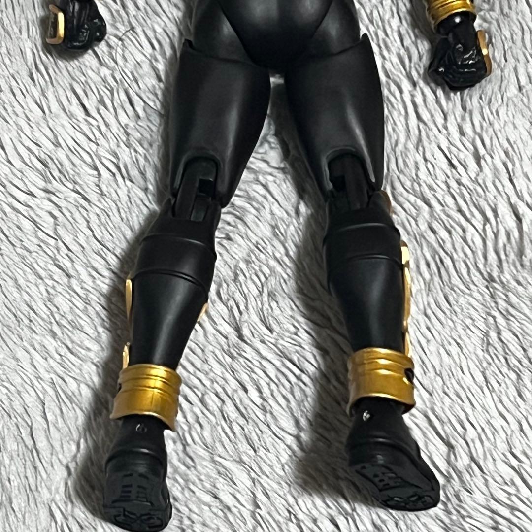 開封品 真骨彫製法 仮面ライダークウガ アメイジングマイティ 10th