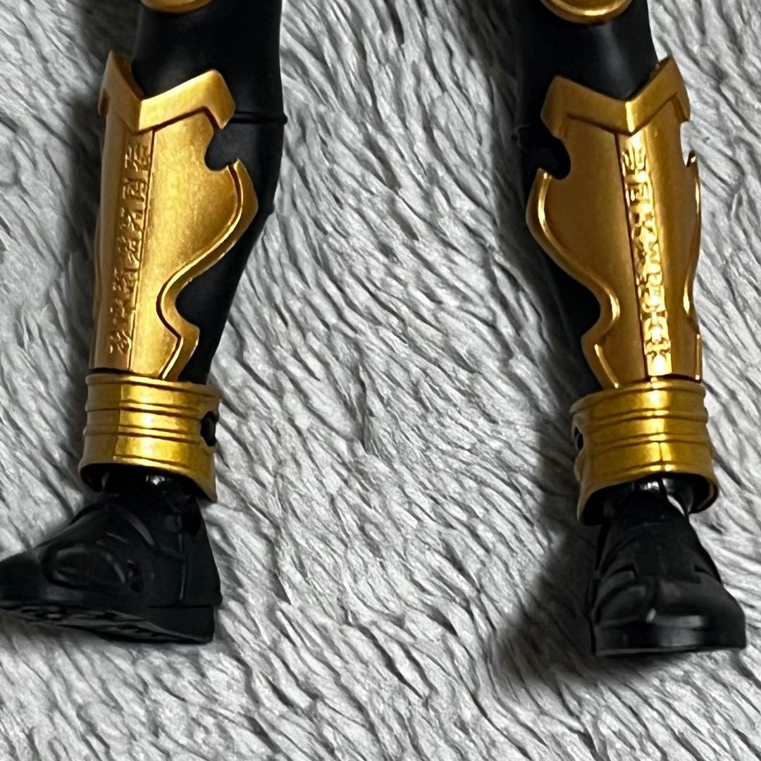 開封品 真骨彫製法 仮面ライダークウガ アメイジングマイティ 10th