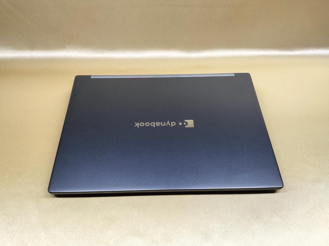 東芝　Dynabook G83/KW　高性能　2023年モデル(K-217)
