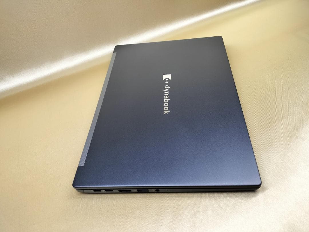 東芝　Dynabook G83/KW　高性能　2023年モデル(K-217)