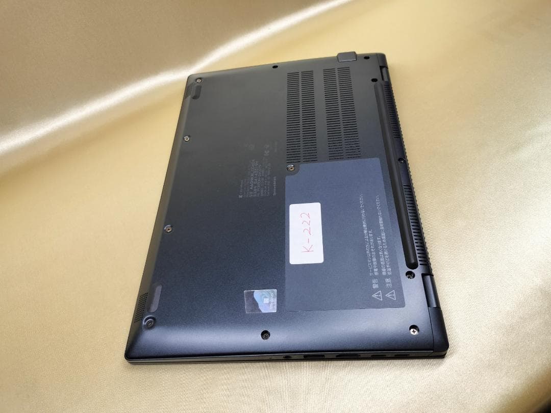 東芝　Dynabook G83/KW　高性能　2023年モデル(K-217)