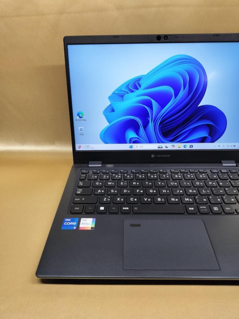 東芝　Dynabook G83/KW　高性能　2023年モデル(K-217)