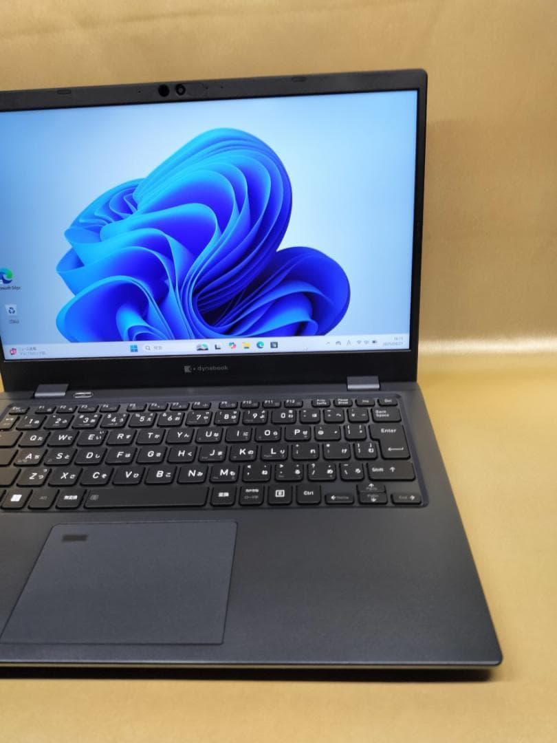 東芝　Dynabook G83/KW　高性能　2023年モデル(K-217)
