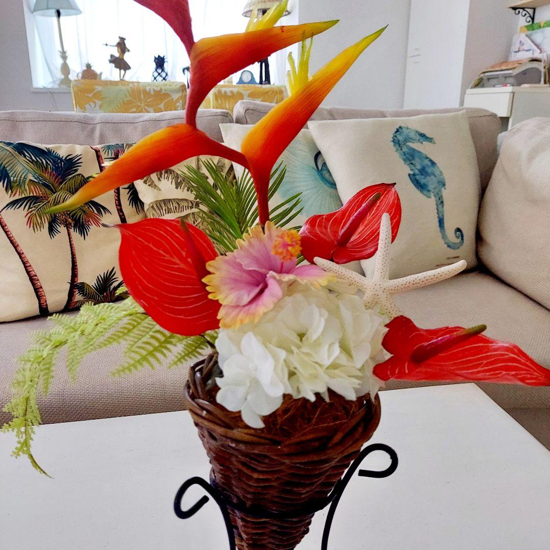 新品 ヘリコニア＆ハイビスカス トロピカル フラワーアレンジメント 2