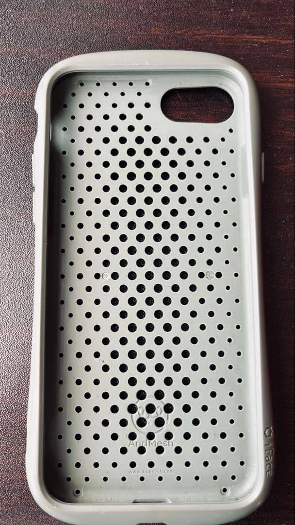 iPhone se 第3世代　128GB レッド