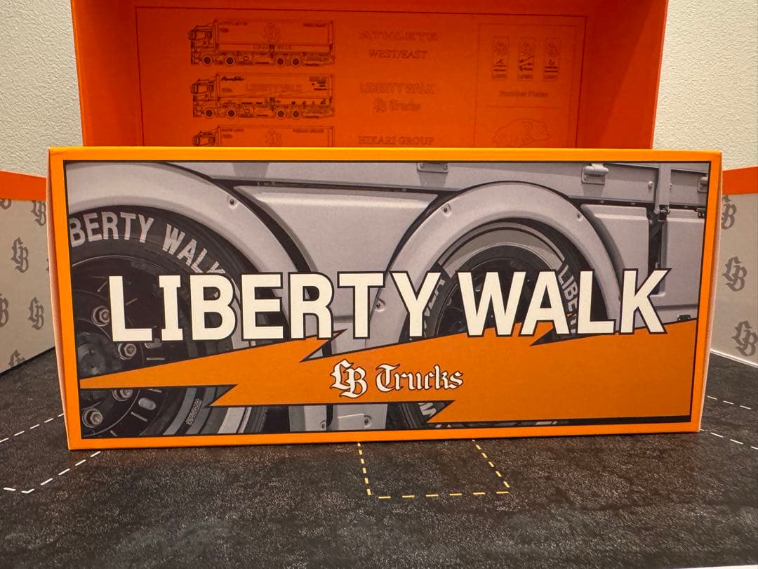 GCD LBWK Truck Set(4台) トラック3台セット+日産チェス