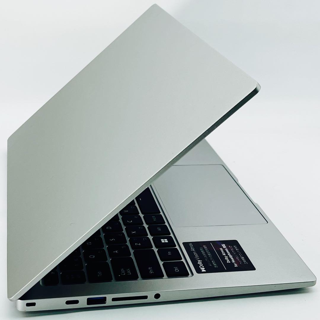 Core i7 13世代 クリエイター 32GB ノートパソコン Win11