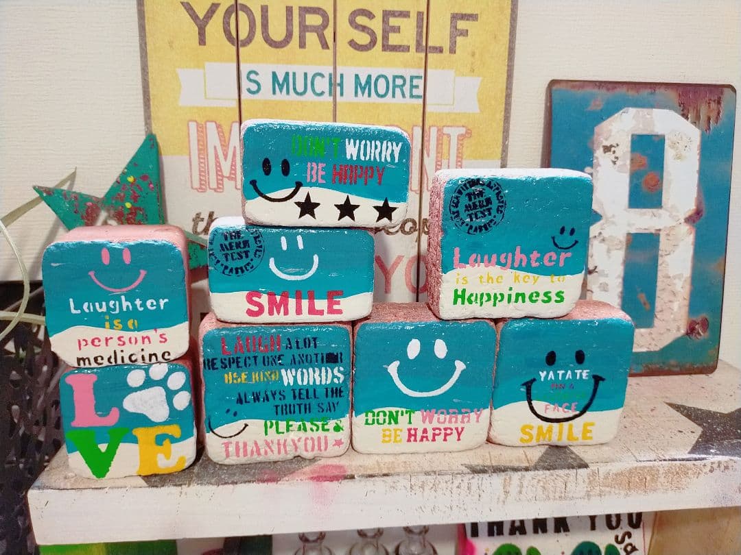 ☆大人気！新作　ミニレンガ　海柄happy