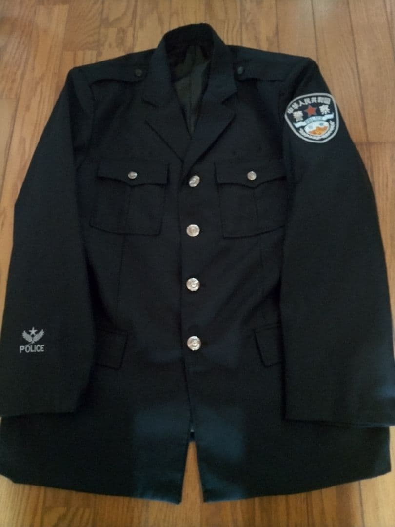 超希少　新品　中国警察　最新制服　上下