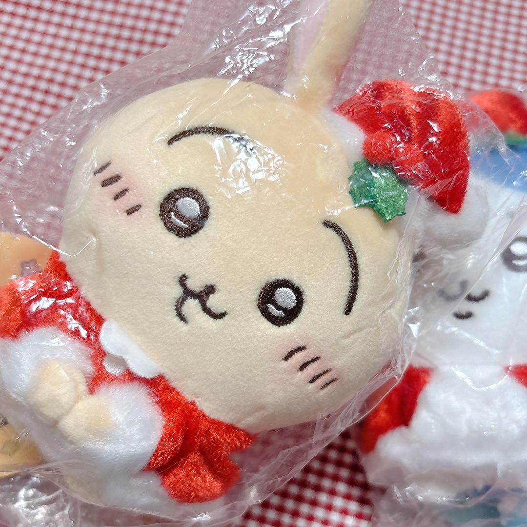 【お顔厳選.新品.未開封】♡サンタさんだ！持ちますマスコット　うさぎ　ハチワレ♡