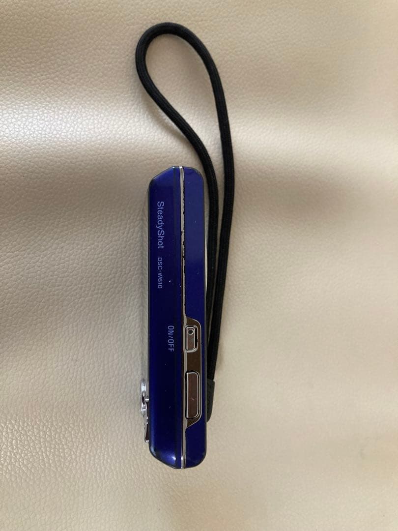 SONY デジカメ取扱説明書、充電器、バッテリー2個、SDカード、カメラケース付