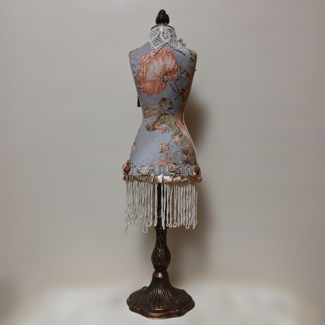 アビステ　トルソー型　アクセサリースタンド　置物