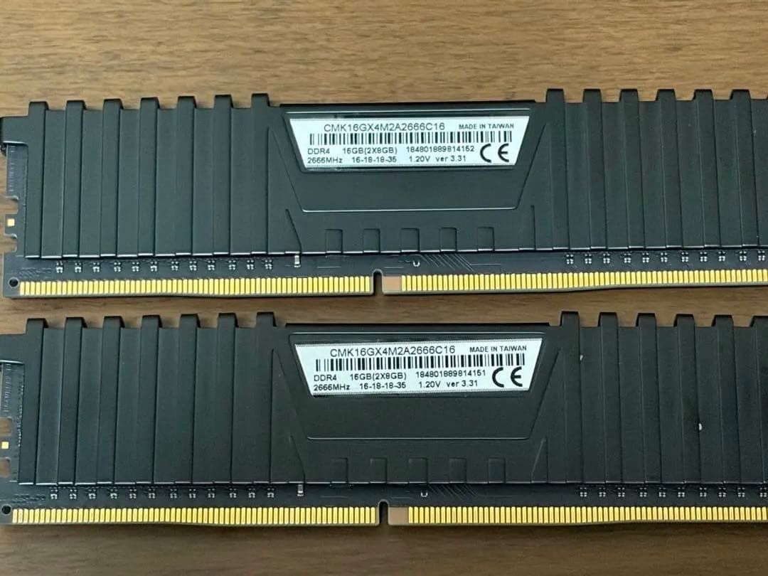 Corsair Vengeance LPX DDR4 2666 8GB×2