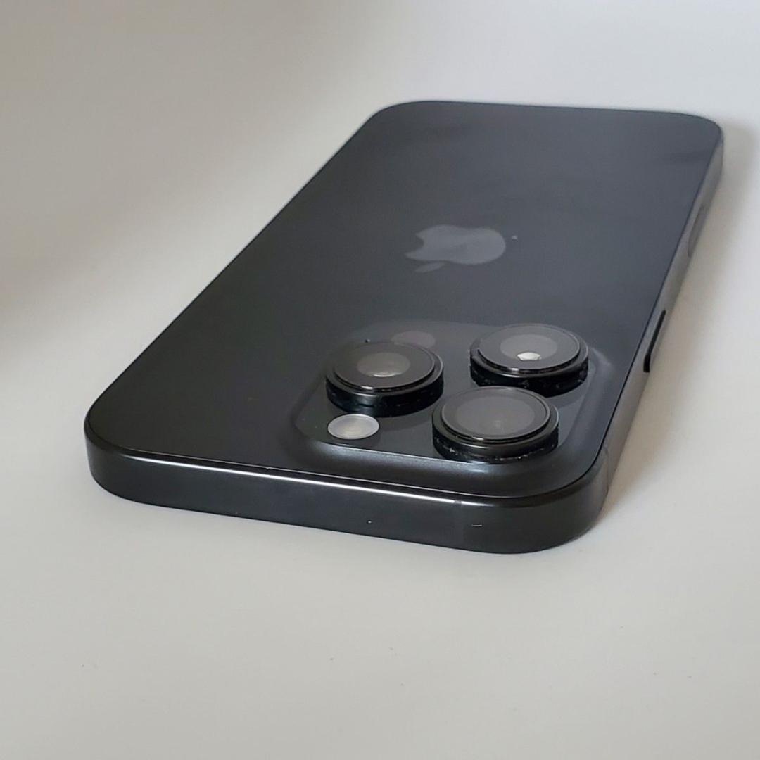 海外版 iPhone 16pro 1TB（eSIM x 2）シャッター音なし