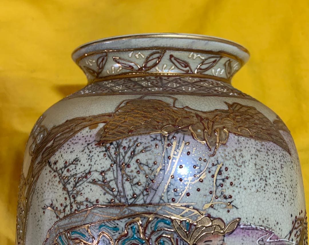 薩摩焼 金襴手 花瓶 金彩色絵壺 人物風景図 現状品!!