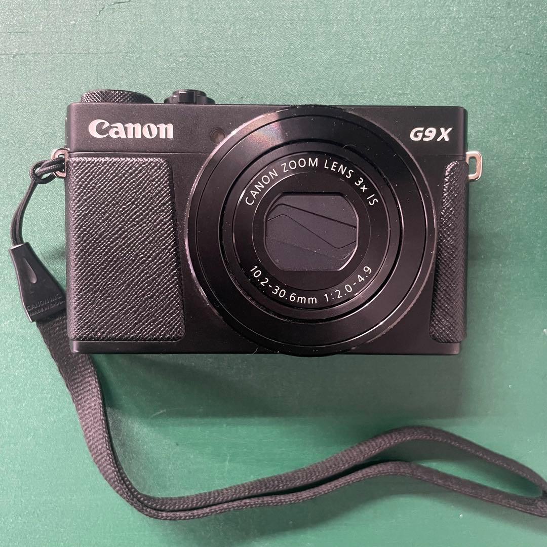 Canon PowerShot G9X 本体と付属品