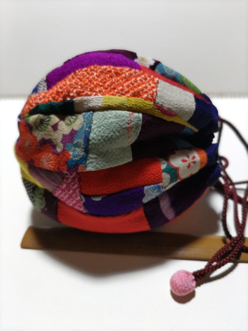 ハンドメイド　ちりめんパッチワーク袋　 巾着袋　 和装バック