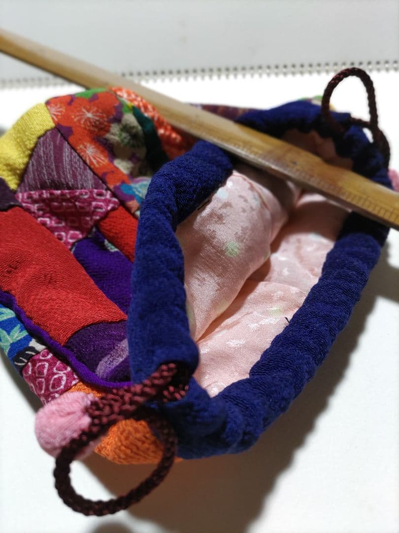 ハンドメイド　ちりめんパッチワーク袋　 巾着袋　 和装バック