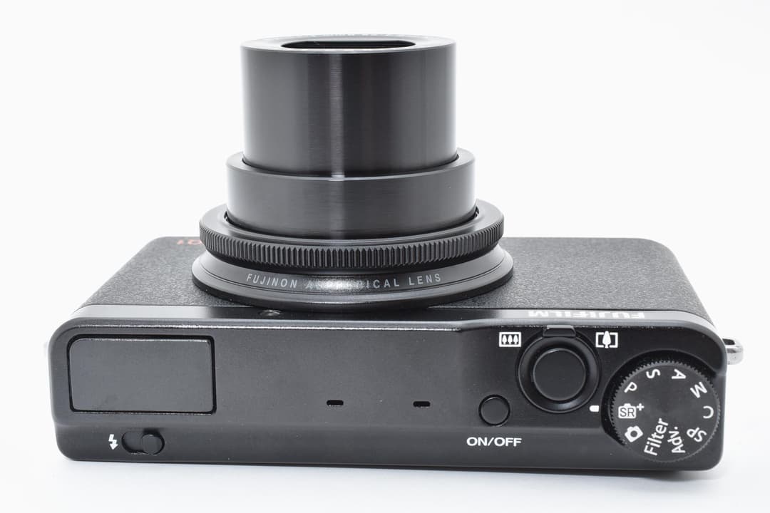 ■ ほぼ新品 ■ FUJIFILM XQ1ブラック 0459