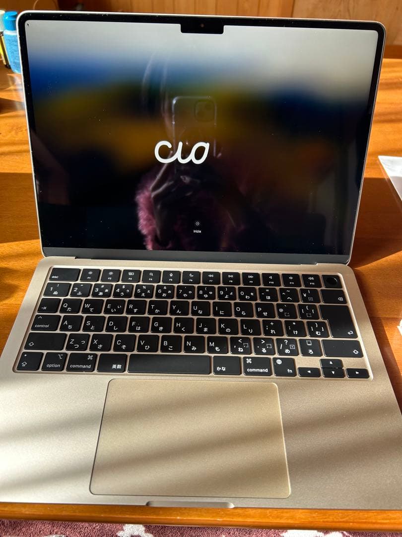 Apple MacBook Air 13インチ スターライト