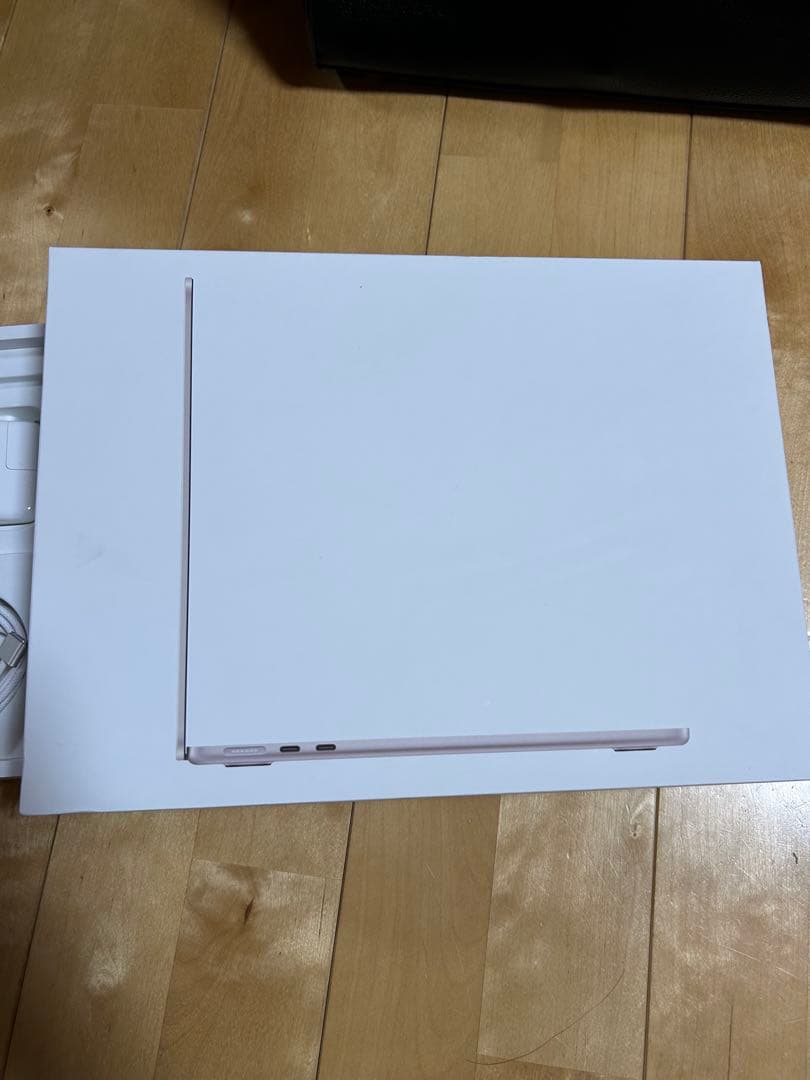 Apple MacBook Air 13インチ スターライト