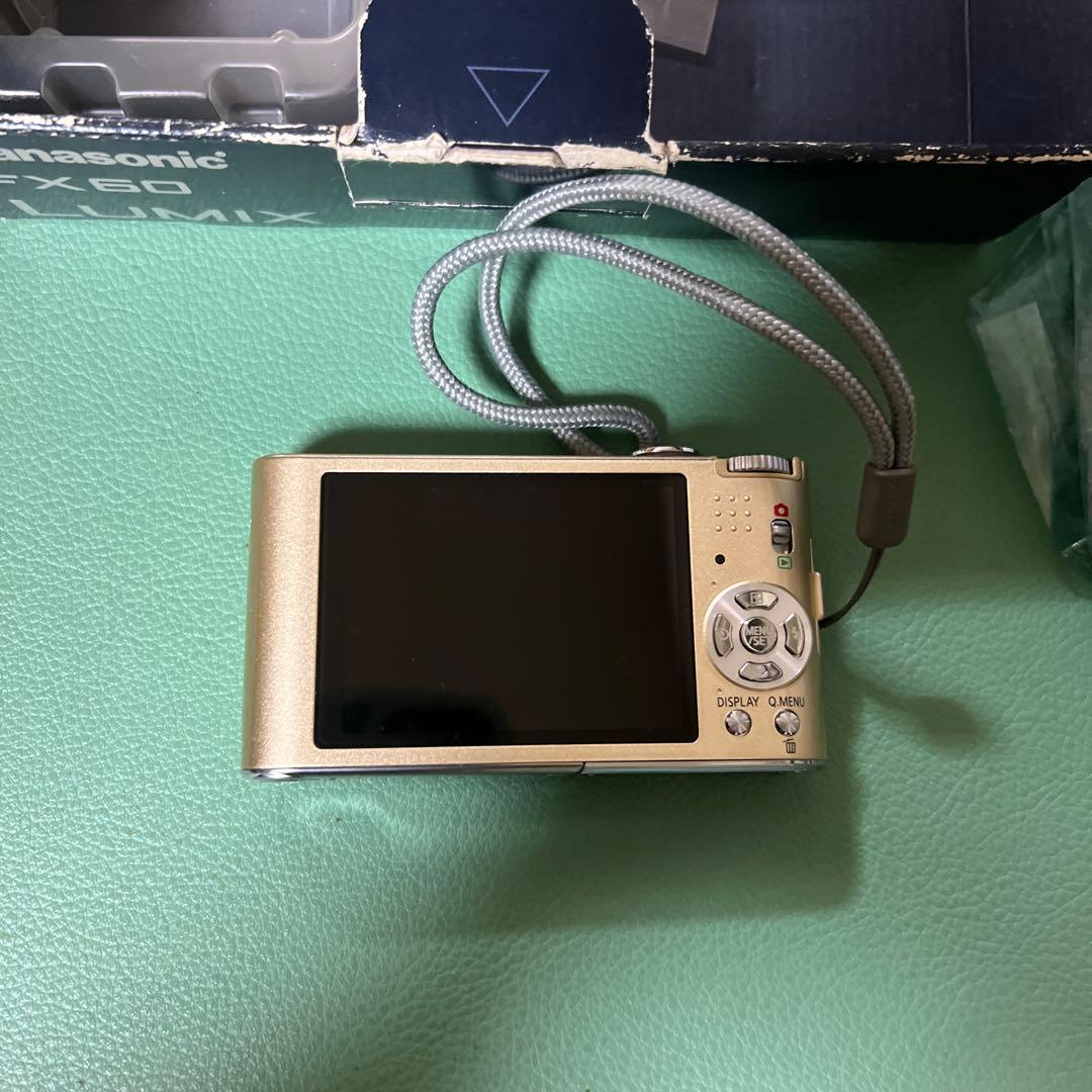 か*ん様 Panasonic LUMIX DMC-FX60