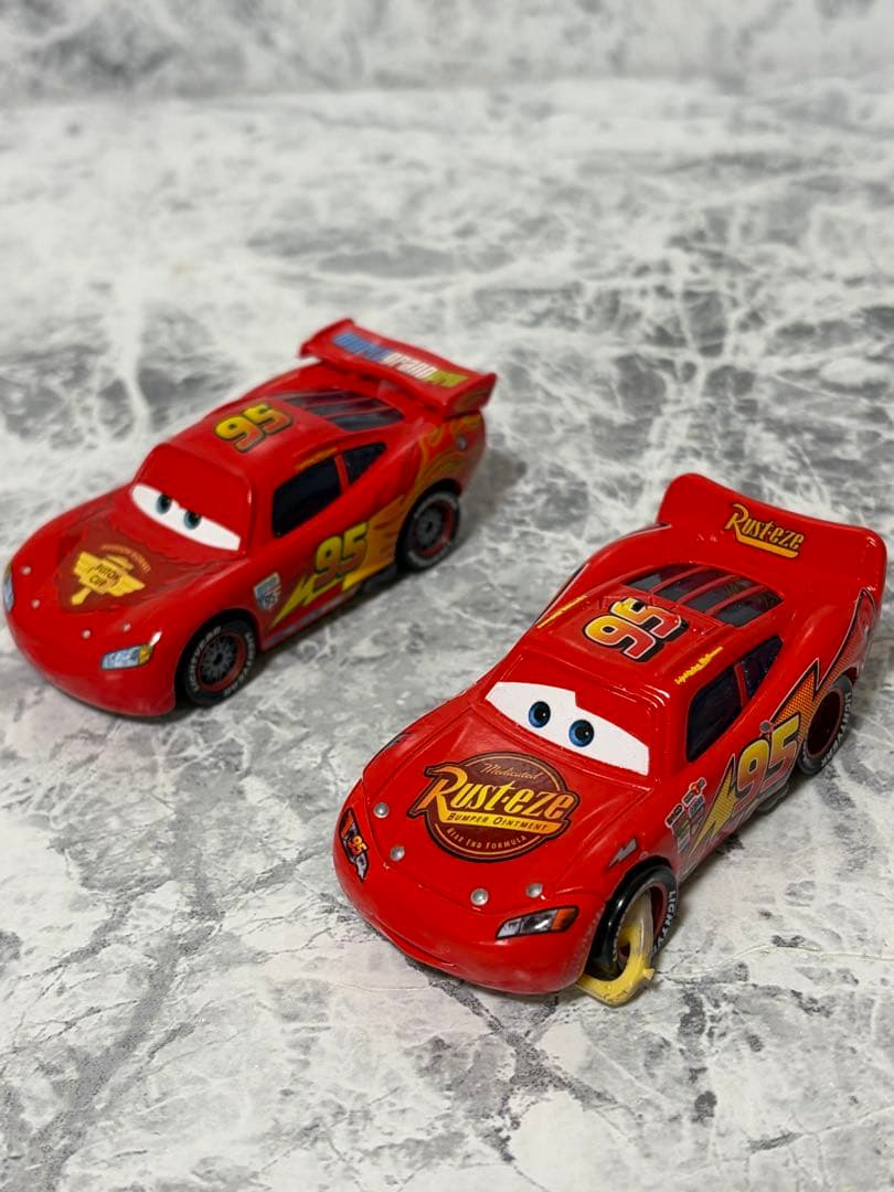 カーズ　ミニカー　7台セット　マテル　Disney