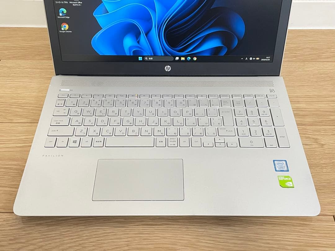 HP グラボ搭載 FHD Core i7-8550U 8GB SSD256GB