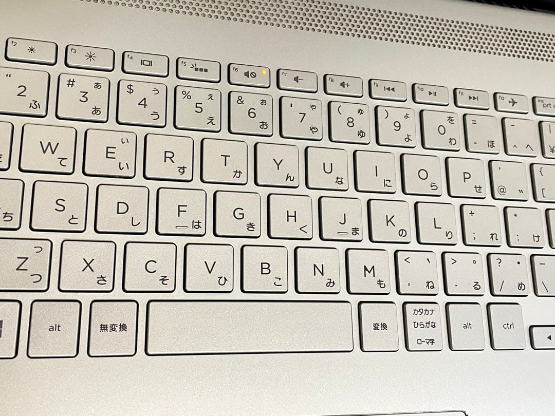 HP グラボ搭載 FHD Core i7-8550U 8GB SSD256GB