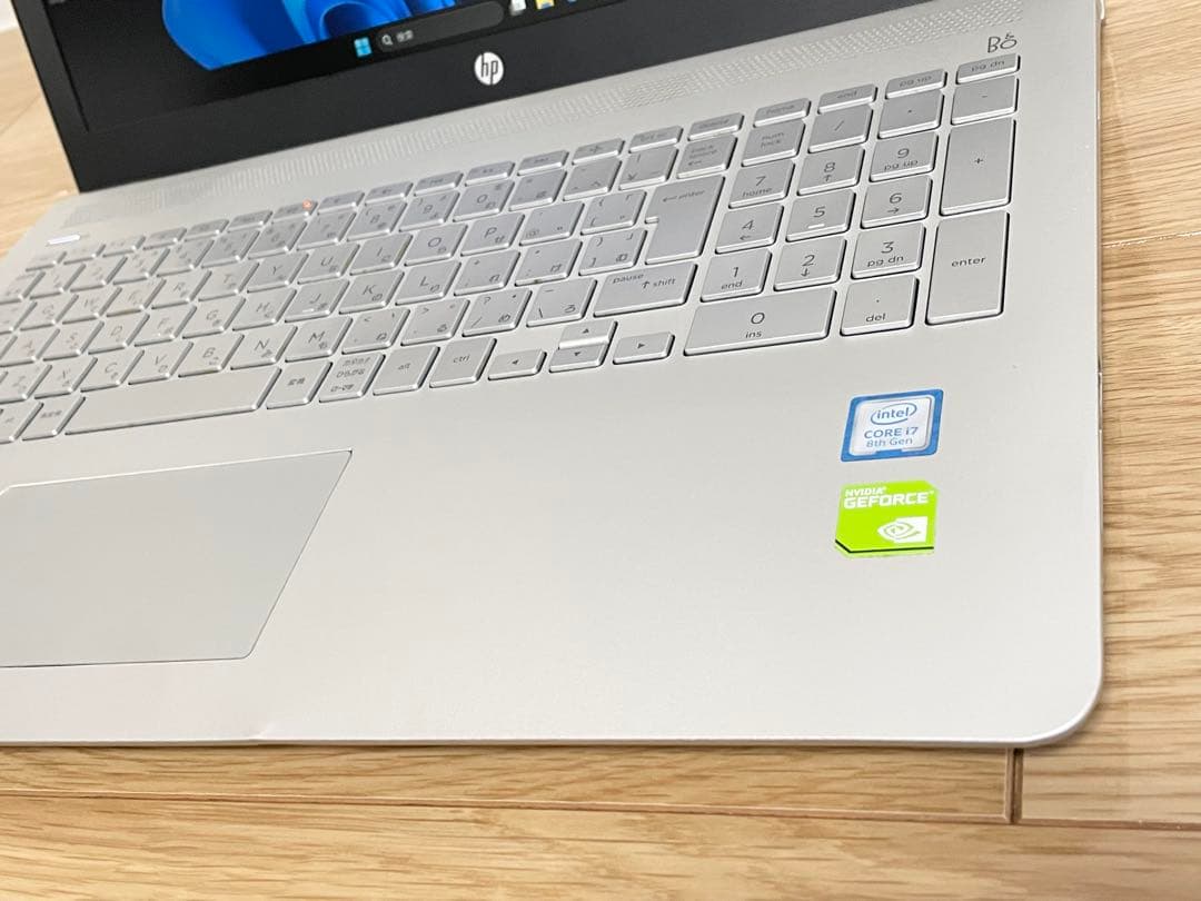 HP グラボ搭載 FHD Core i7-8550U 8GB SSD256GB