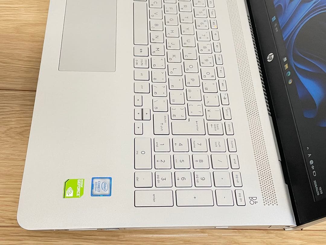 HP グラボ搭載 FHD Core i7-8550U 8GB SSD256GB