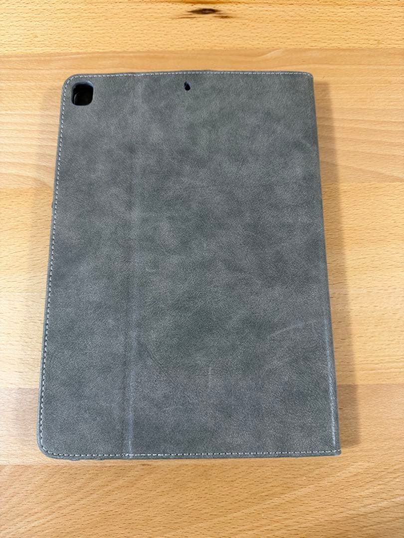 iPad 第7世代 A2197 32GB Wi-Fiモデル 本体＋ケース付