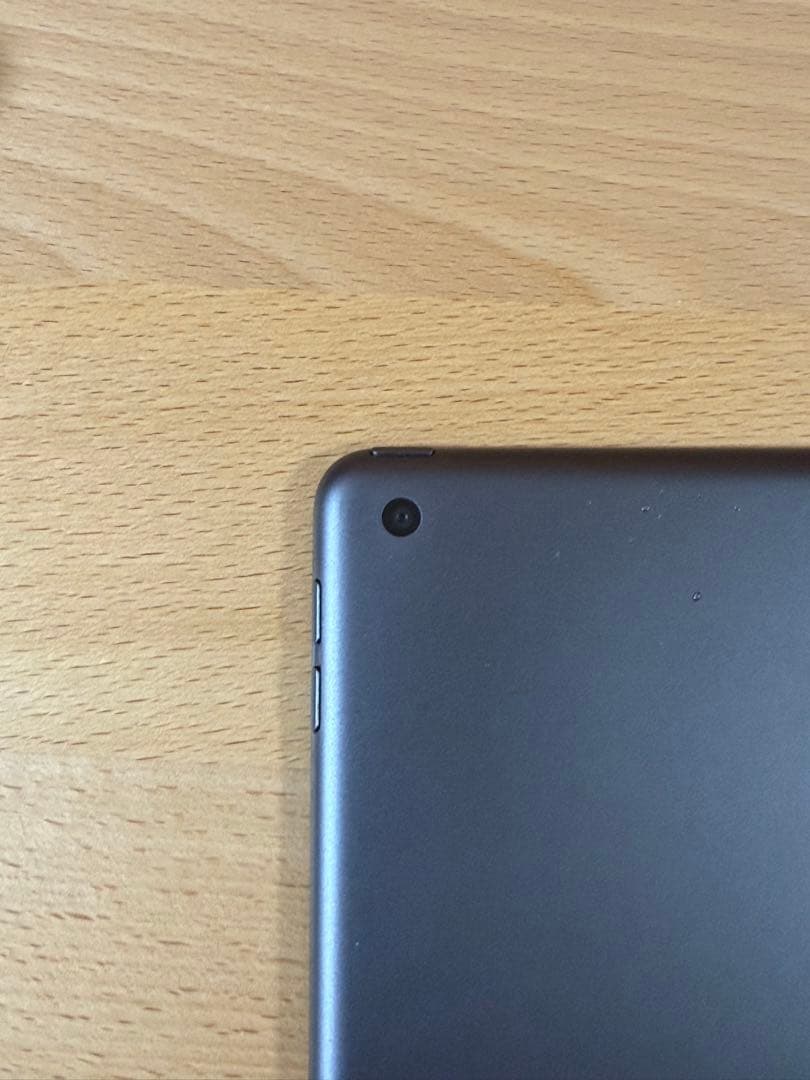 iPad 第7世代 A2197 32GB Wi-Fiモデル 本体＋ケース付