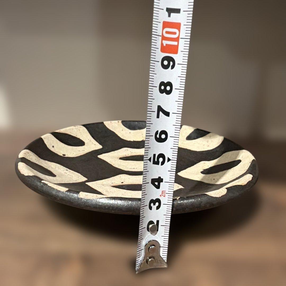 工房十鶴　やちむん　5寸皿　くちびる