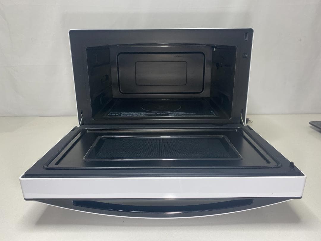 TOSHIBA オーブンレンジ　ER-XD70(W)　2023年製