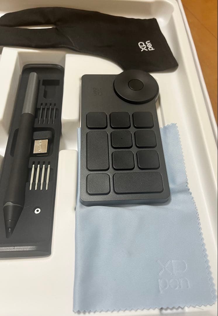 XP-Pen Artist Pro 16 Gen 2 本体