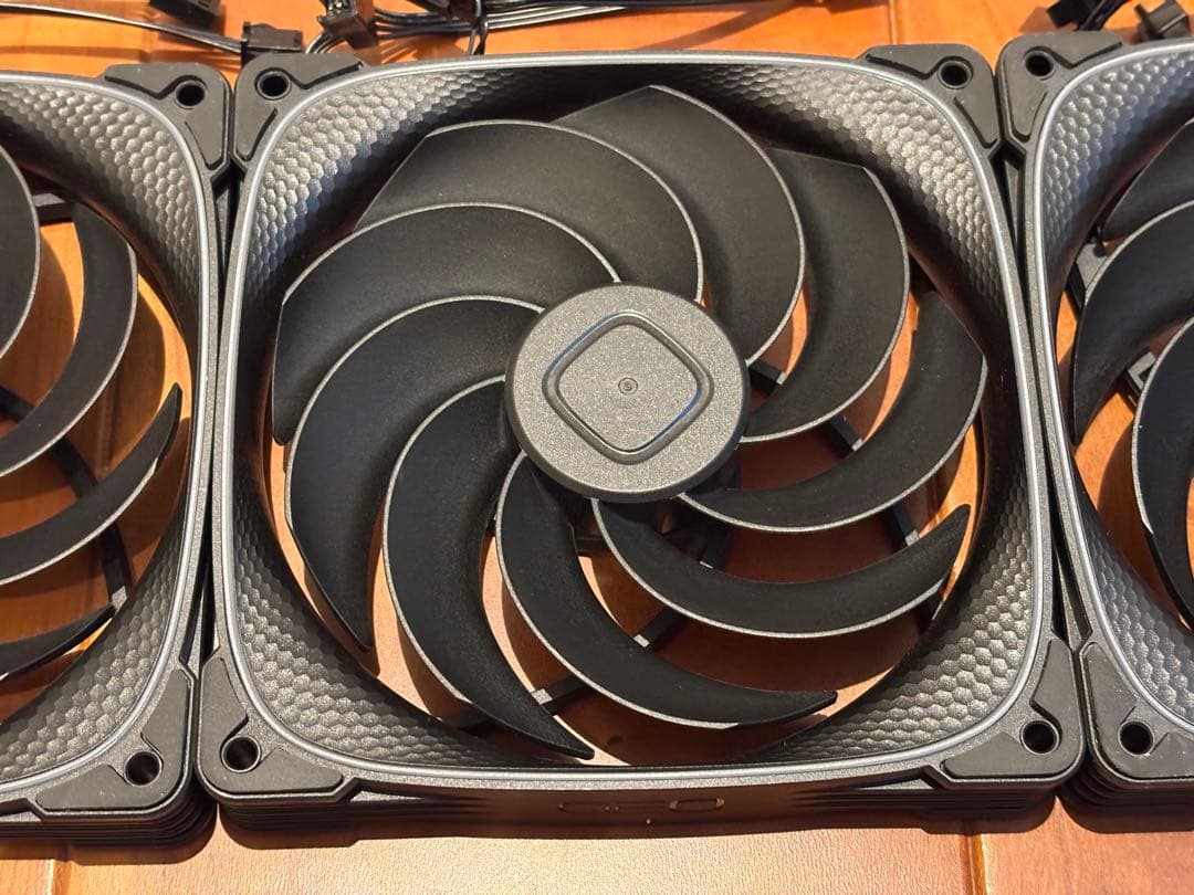 Geometric Future PC ケースファン 5台