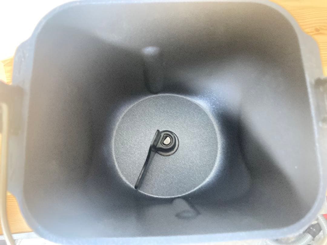 ☆良品！！ Panasonic ホームベーカリー 1斤タイプ SD-BH1000