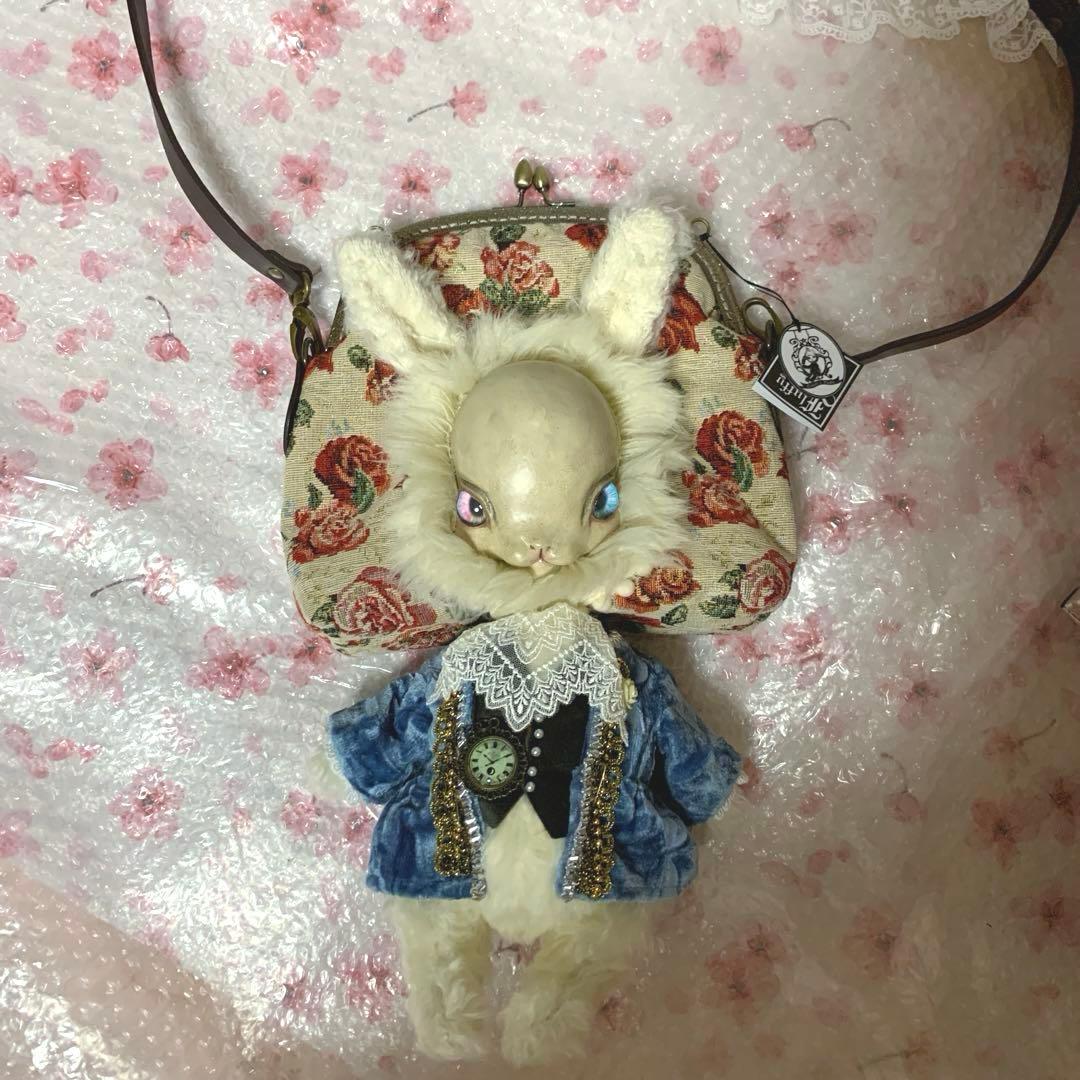 作家様 福寿梨理 アリスの白うさぎドール付きがま口ショルダーバッグ ハンドメイド