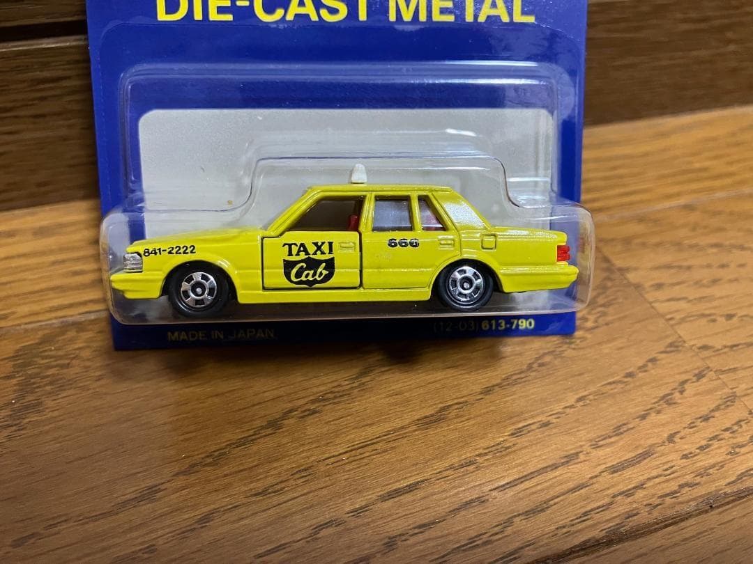 トミカ　トヨタ　クラウンタクシー　26-5-3　一般輸出