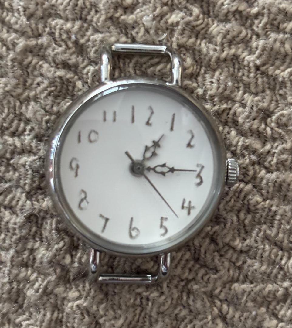 ＜C-Brain＞ 本革新品ベルト茶∔中古クラシック針（シルバー）文字盤　腕時計