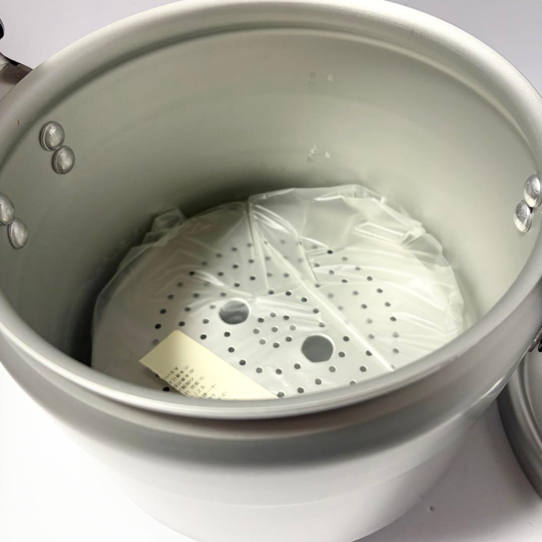 未使用品 RIKEN 家庭用圧力鍋 6.0L 圧力鍋 お料理ブック付き 理研